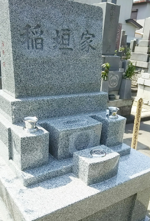 滝根みかげの墓石 Grave stone of Takine-mikage