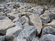 牛岩石採石場