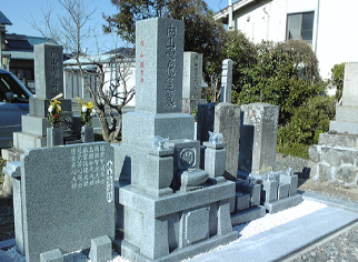 大島石の墓石 Grave stone of Oshima-ishi